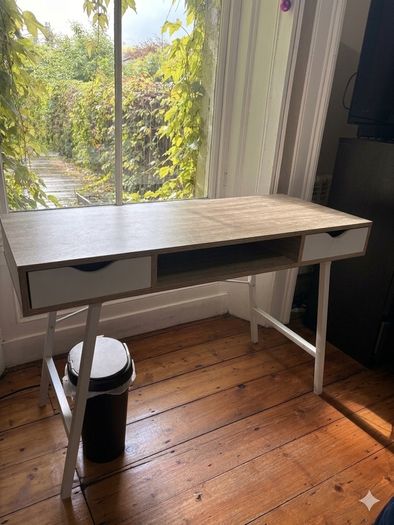 Desk with Storage (117cm x 48cm)