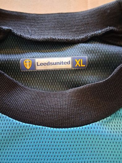 Leeds United Jersey.  BNWT Official Admiral Mens Long Sleeved Goalkeepers Jersey From Season 2006/2007. Collect In Dublin Or Receive Via Post.