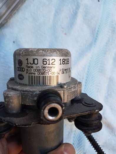 skoda yeti 2012 for breaking or parts