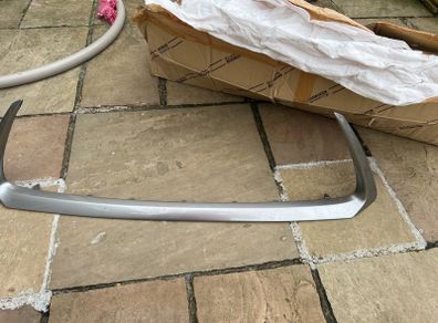 Lexus CT front grille