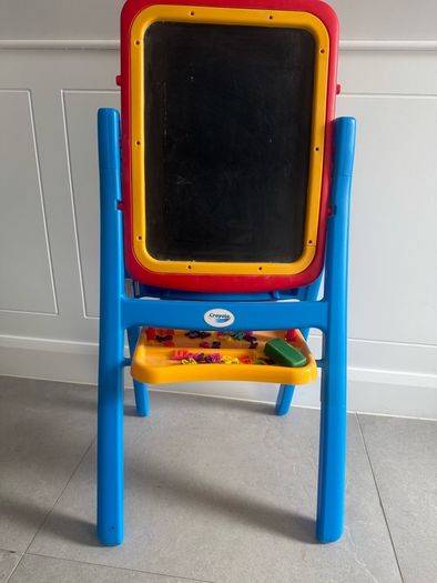 blackboard whiteboard school easel