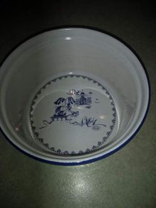 Rear vintage muffin dish.