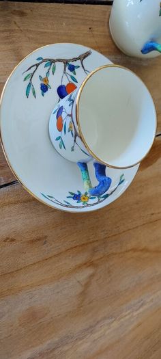 Stunning Vintage Expresso Coffee Cups, Saucers, Sugar Bowl and Milk Jug.