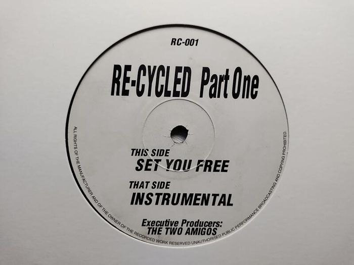 The Two Amigos - SET YOU FREE! - Recycled Part One - Piano HOUSE Dublin CLASSIC! Gotta Have HOUSE Music all night long...