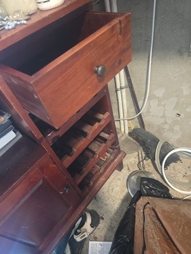 wine cabinet