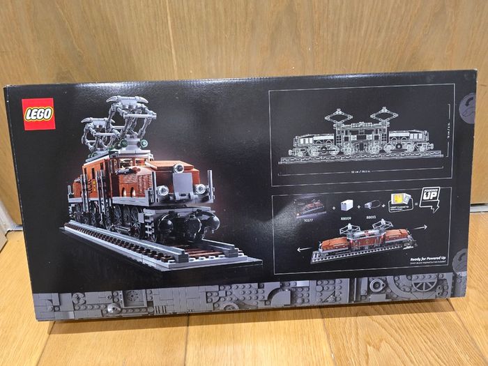 Lego 10277 Crocodile Locomotive
