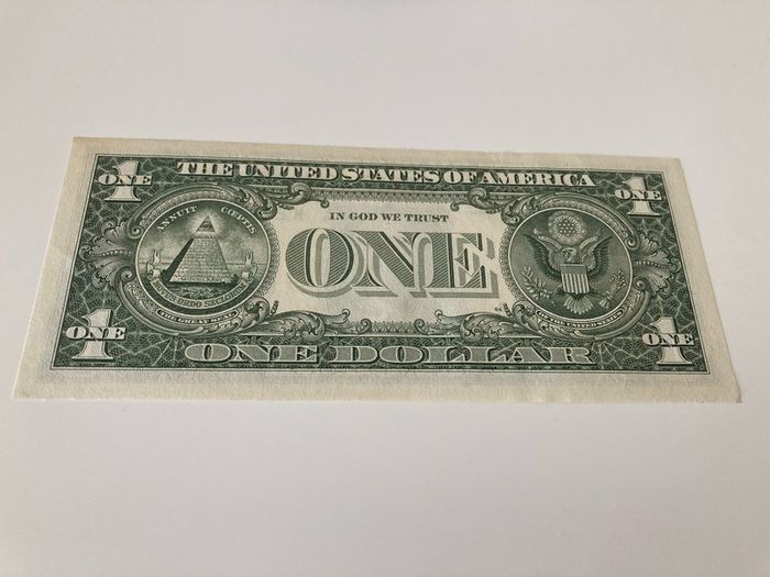 One Dollar 1985 uncirculated