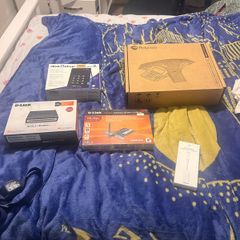 Computer accessories for free.