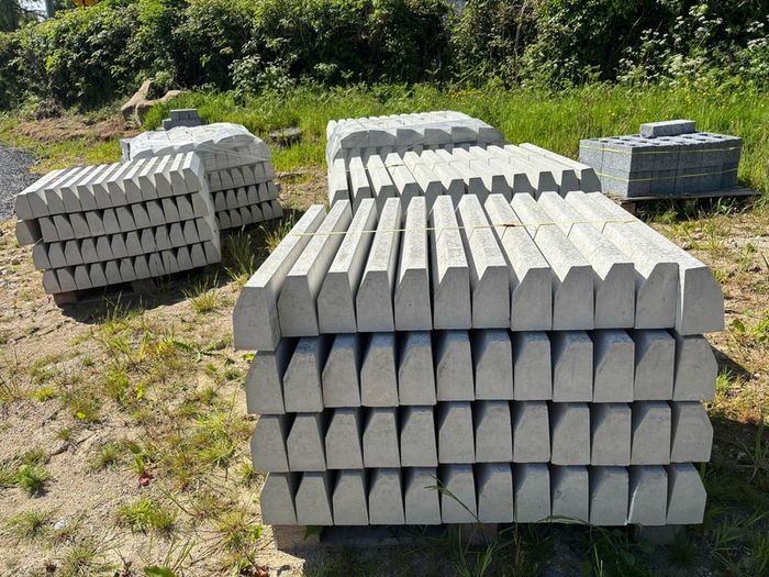 Concrete Kerbs