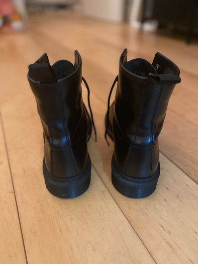 Dr Martens Mono Black 1460 UK 9