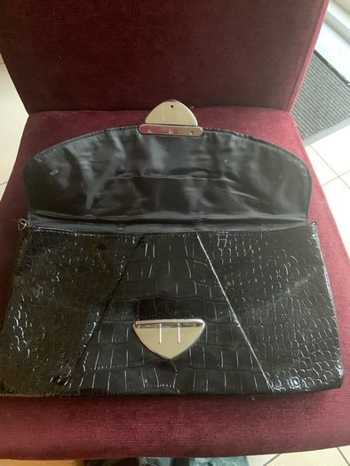 clutch bag