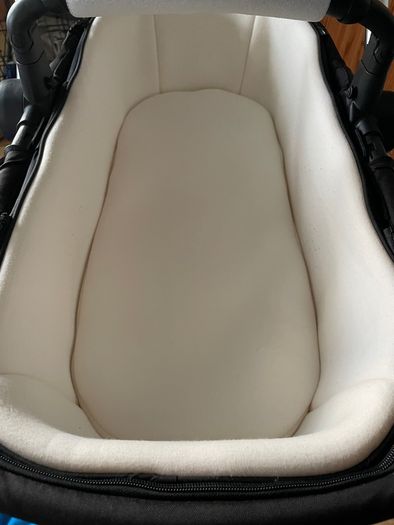 silver cross wayfarer carrycot and Puschair
