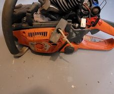 Husqvarna 550 chainsaw