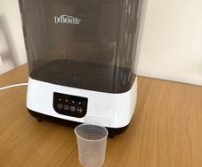 Dr Browns bottle sterslizer and dryer