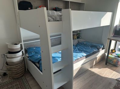 Bunk bed