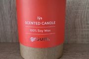 Gruum  lys Scented Candle. Spicy Naranja scent, which features a blend of sweet orange and cinnamon Rrp 18e