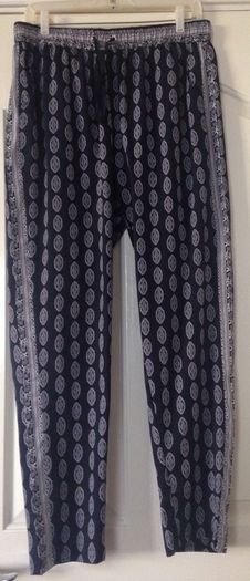 Patterned trousers