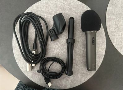 Samson Q2U Podcast & Recording Microphones