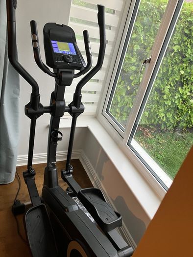 Cross Trainer