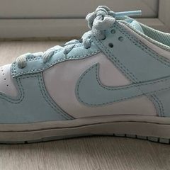 Nike Dunks pale blue