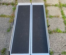 Lightweight Aluminium Wheelchair ramp