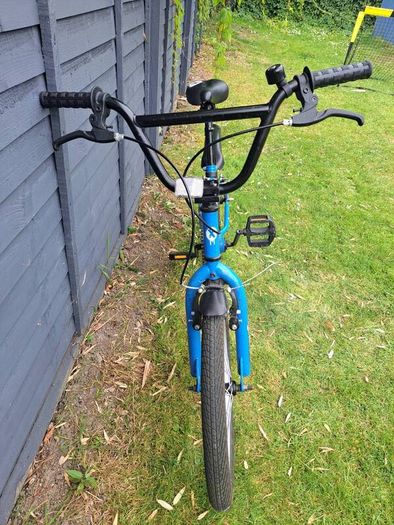 BMX Bike for Cild ( halfords )