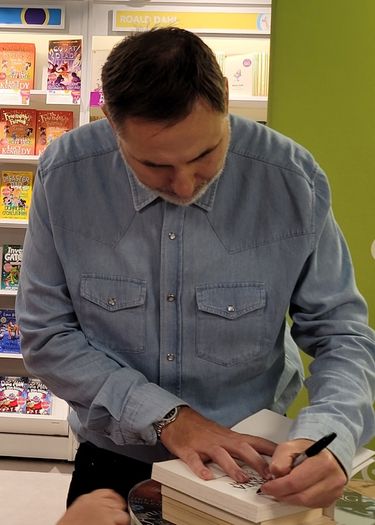 David Walliams signed book Mr Stink