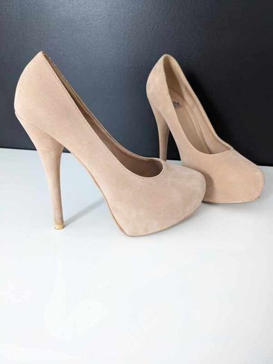 Suede heels