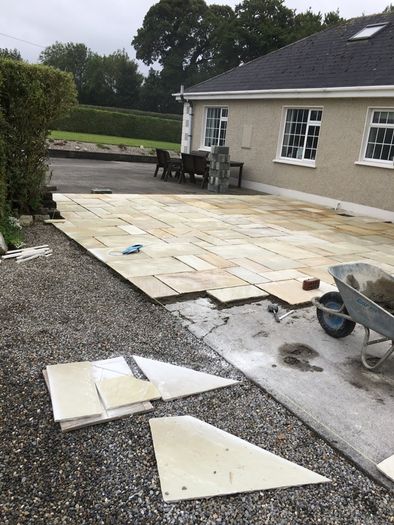 Bricklayer stonemason available