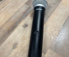 Shure mic . never used