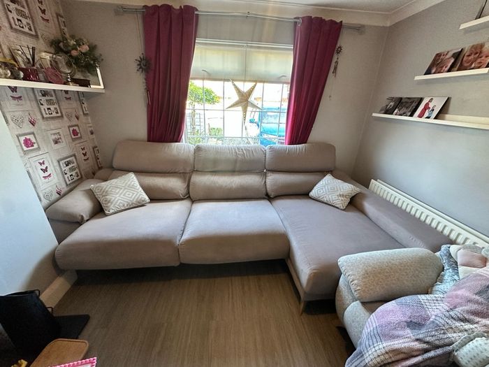 Large sofa, L shape with storage & single chair, all reclining