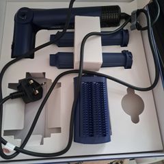 Hair dryer