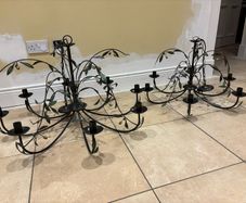2 chandeliers / ceiling lights