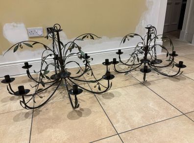 2 chandeliers / ceiling lights
