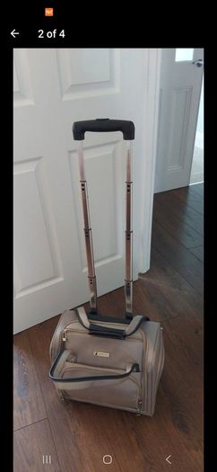 NEW London Fog Champagne Colour Cabin Bag