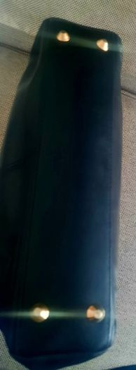 Genuine black leather handbag in excellent condition with no issues see last three photos for exact measurements FREE TRACKED POSTAGE INCLUDED