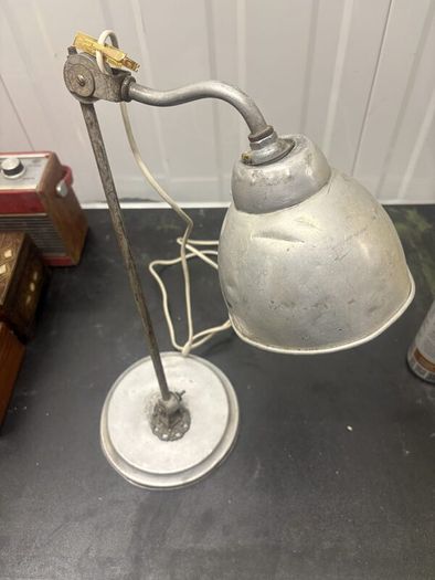 Vintage Industrial Adjustable Metal Desk Lamp Restoration