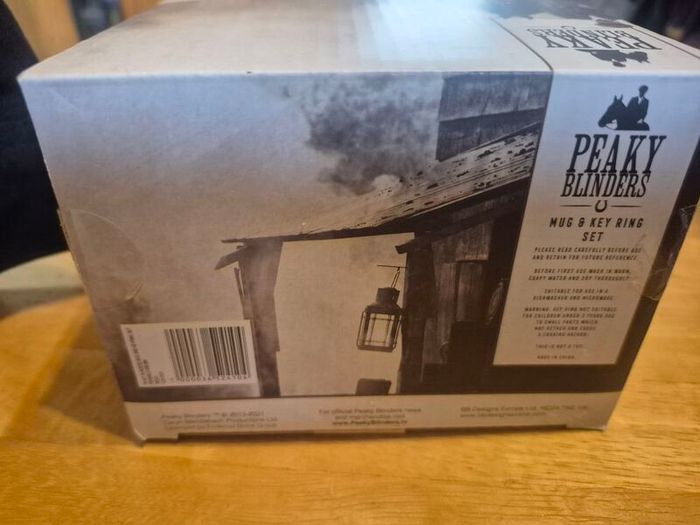 Peaky Blinders Mug + Keyring