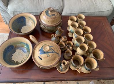 Collectible pottery