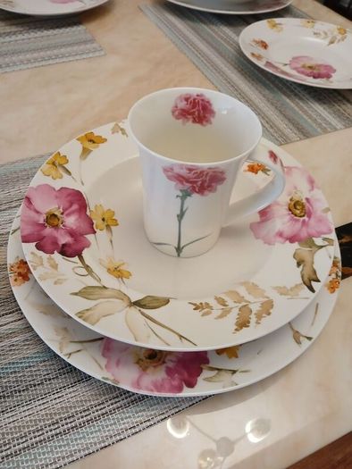 222 Fifth Fine Bone China Floral Dinner Set + Matching Mugs & Accessories