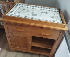 baby changing unit