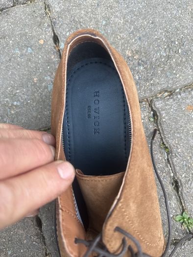mans shoes