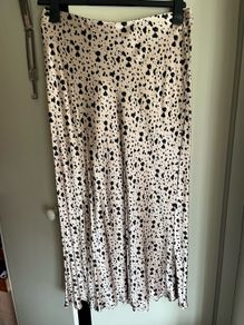 NWT Paul Costelloe skirt satin Medium