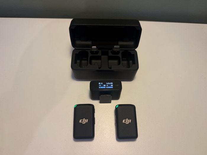 DJI Mic kit (2 TX + 1 RX) with charging case and accessories