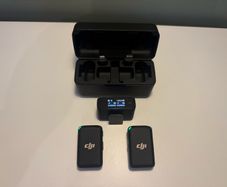 DJI Mic kit (2 TX + 1 RX) with charging case and accessories