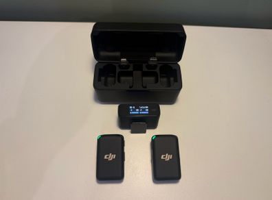 DJI Mic kit (2 TX + 1 RX) with charging case and accessories