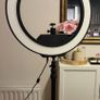 Elgato ring light with adjustable desk mount stand Image 3