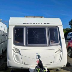 Swift challenger touring caravan 570