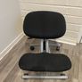 kneeling stool Image 4