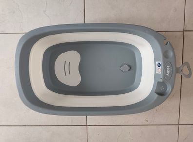 Baby Bath Tub and  Bath Accessories